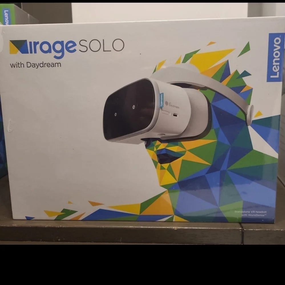 Mirage Solo w/ Daydream Stand-alone VR w/ Worldsense *NEW*